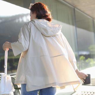 Hooded 3/4-sleeve Jacket