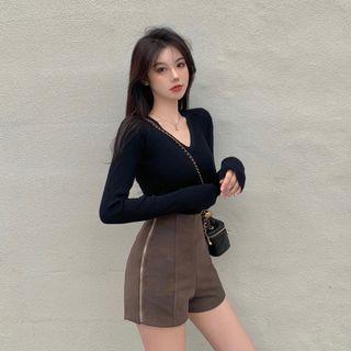 Plain High-waist Zip-side Shorts