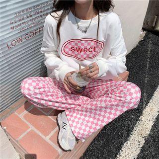 Lettering Print Sweatshirt / Checkered Sweatpants