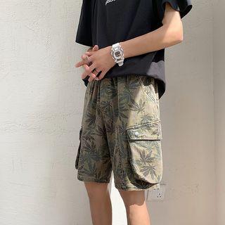 Leaf Print Elastic-waist Cargo Shorts