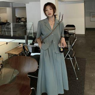 Plain Button-up Blazer / High-waist Plain A-line Skirt