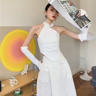 Halter-neck Mandarin Collar Crop Top