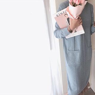 Mock-neck Pocket-detail Knit Dress