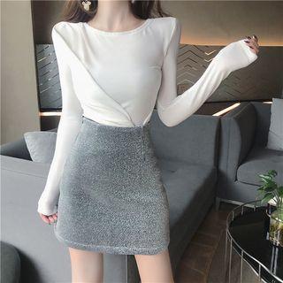 Crew-neck Long-sleeve T-shirt / High Waist A-line Skirt