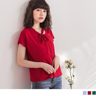 Tie-neck Short-sleeve Plain Knit Top