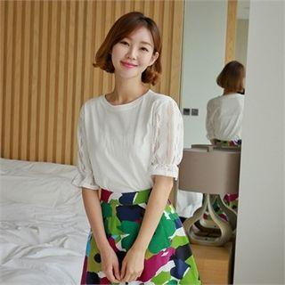 Laced Puff-sleeve Top