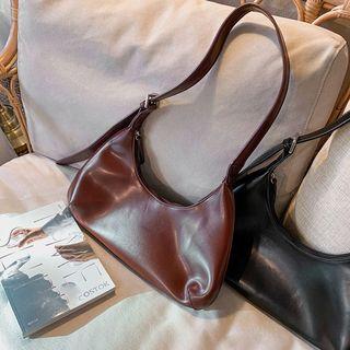 Zipped Pleather Hobo Bag