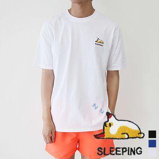 Dog-embroidered T-shirt