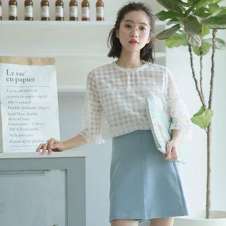 Set: Elbow-sleeve Check Top + Camisole