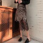 Knit Top / Leopard Print Midi Skirt