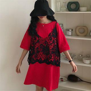 Set: Short-sleeve T-shirt Dress + Lace Camisole Top