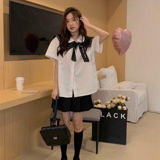 Short-sleeve Shirt With Shawl / Mini A-line Skirt