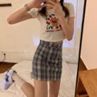 Short-sleeve Print Cropped T-shirt / Plaid Mini Skirt