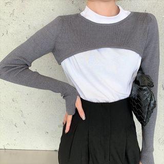 Short-sleeve T-shirt / Long-sleeve Cropped Knit Top / Wide-leg Dress Pants