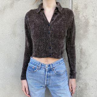 Plain Long Sleeve Button-up Cropped Top