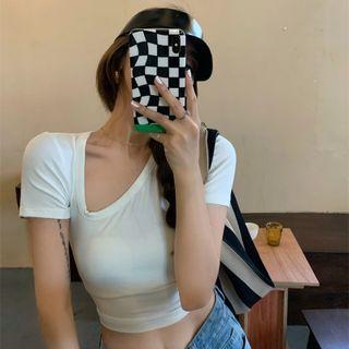 Diagonal Neckline Cropped Top