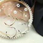 Wavy Ear Stud