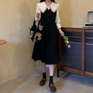 Buttoned Pinafore Dress / Lace Collar Blouse