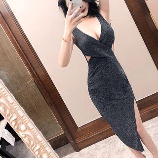 V-neck Open Back Sleeveless Midi Dress
