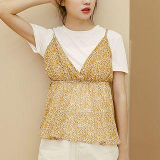 Set: Short-sleeve T-shirt + Spaghetti Strap Floral Print Top