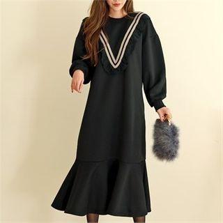 Ruffled Long Sweatshirt Dress
