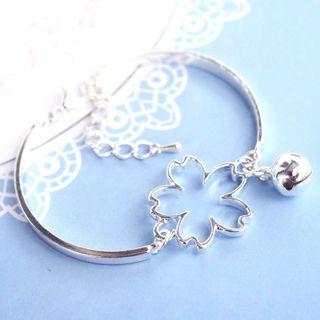 Sakura Bracelet