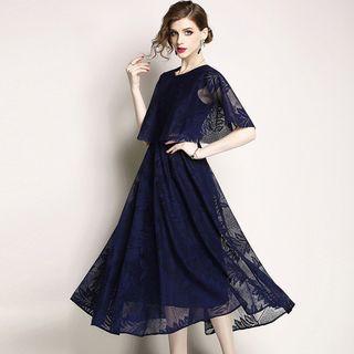 Short-sleeve Lace Midi Prom Dress