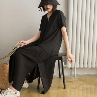 Plain Short-sleeve V-neck Dress Black - One Size