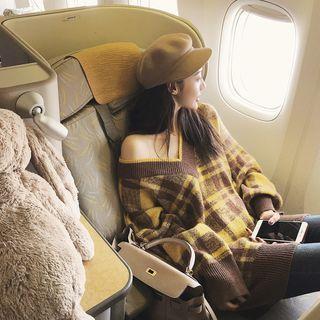 Plaid V-neck Boxy Sweater