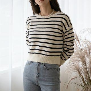 Button-back Cropped Stripe Knit Top