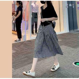 Short-sleeve V-neck Top / Dotted Midi A-line Skirt