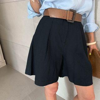 Wide-leg Seersucker Shorts