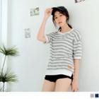 Slit-side Short Sleeve Striped T-shirt