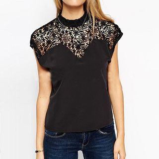 Plain Lace Round-neck Top