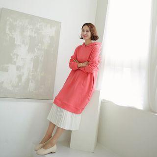 Pleat-hem Long Hoodie Dress