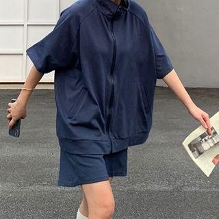 Elbow-sleeve Zip Jacket / Wide-leg Sweatshorts