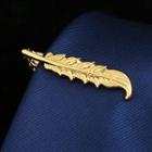Leaf Neck Tie Clip Gold - One Size