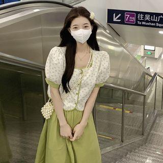 Set: Short-sleeve Floral Blouse + Midi A-line Skirt Set Of 2 - Blouse & Skirt - Floral - White & Light Green - One Size