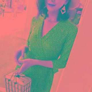 3/4-sleeve Floral Romper