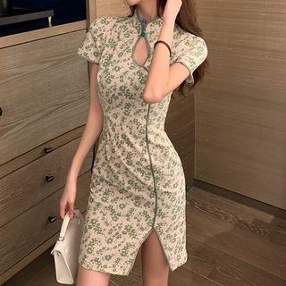 Short-sleeve Cutout Floral Print Mini Sheath Dress