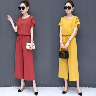Set: Buttoned Top + Wide-leg Pants