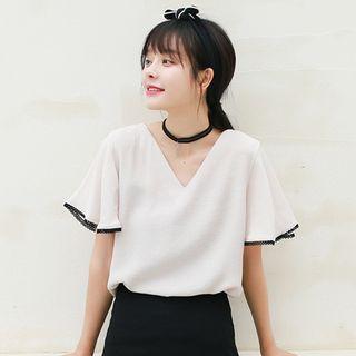 Contrast Trim V-neck Chiffon Top