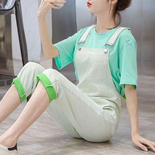 Set: Short-sleeve T-shirt + Ripped Jumper Pants