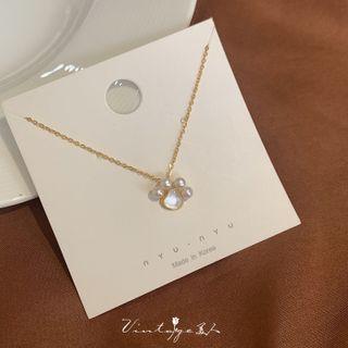 Faux Pearl Paw Pendant Necklace Necklace - Gold - One Size