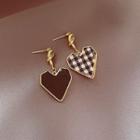 Heart Checker Asymmetrical Alloy Dangle Earring 1 Pair - Checkered - Black & Gold - One Size