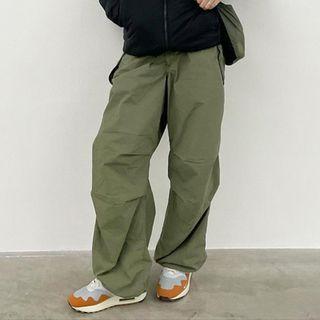 Low Rise Loose-fit Wide Leg Cargo Pants