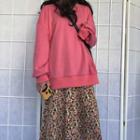 Oversize Plain Sweatshirt / High-waist Floral Long Skirt