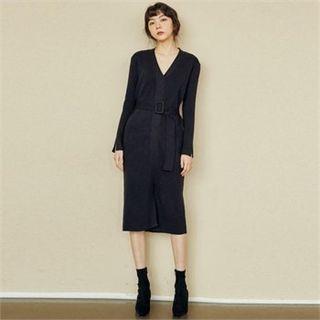 Slit-hem Knit Dress With Belt