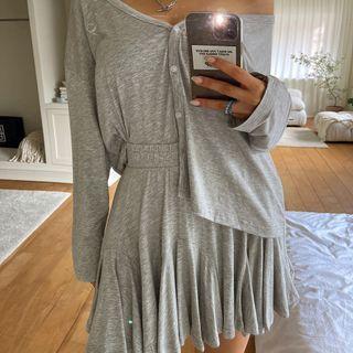 Set: Heart-logo Cardigan + Godet Skort
