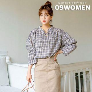 Plus Size Tie-neck Plaid Blouse